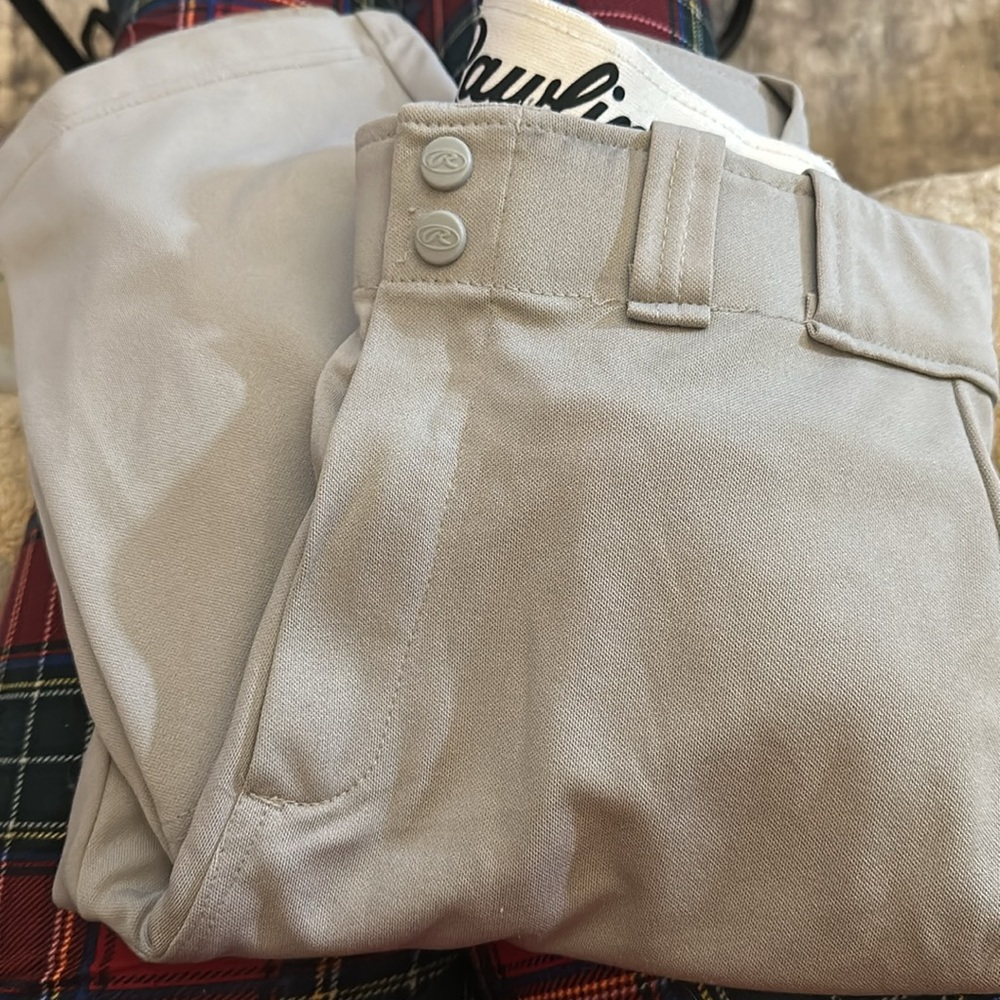 YL Gray Rawlings’s baseball pants